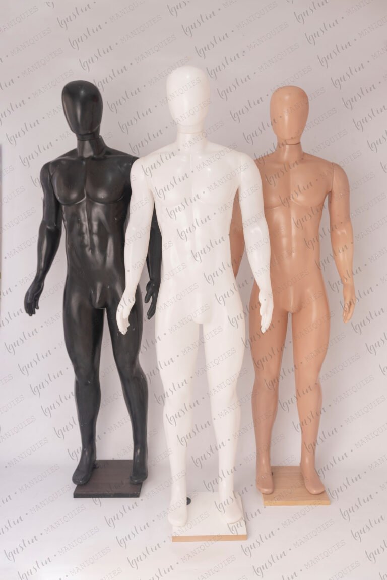 Maniquí hombre talle 44 musculoso plástico