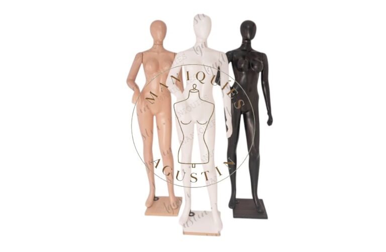 Maniquí de mujer pose talle 40 plástico
